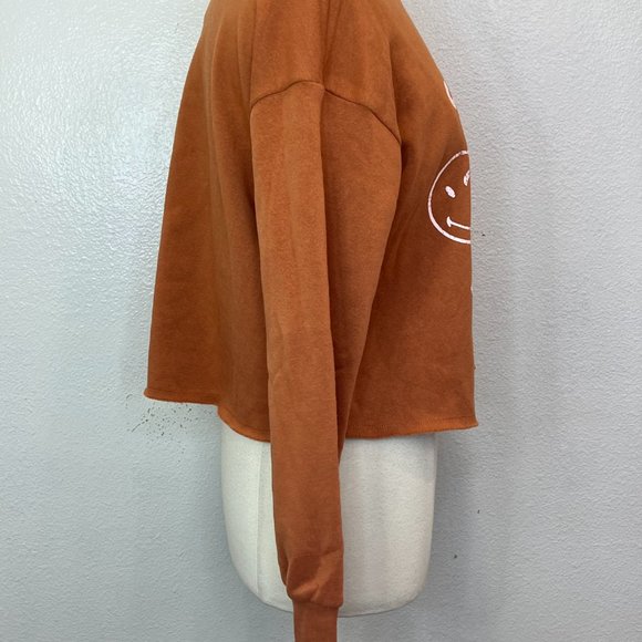 NWT Smiley World Spread Kindness Rust Ora Cropped Pullover Sweatshirt Size S - Picture 4 of 8